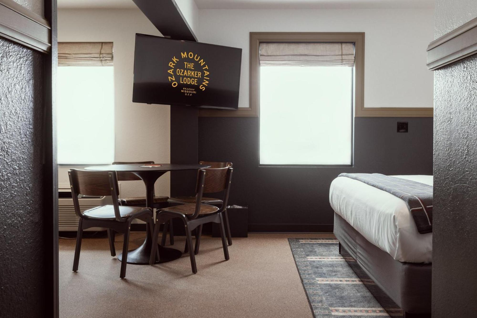 The Ozarker Lodge Бренсон Екстер'єр фото